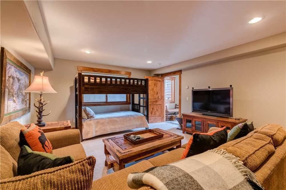 Emmett's Overlook - Image 22