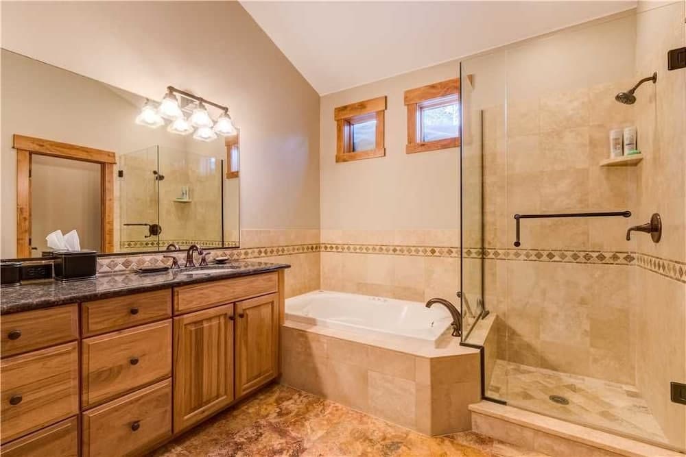 Emmett's Overlook - Image 24