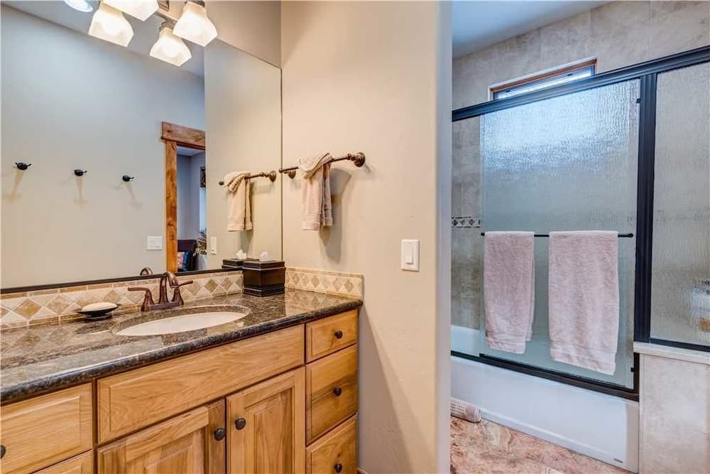 Emmett's Overlook - Image 28