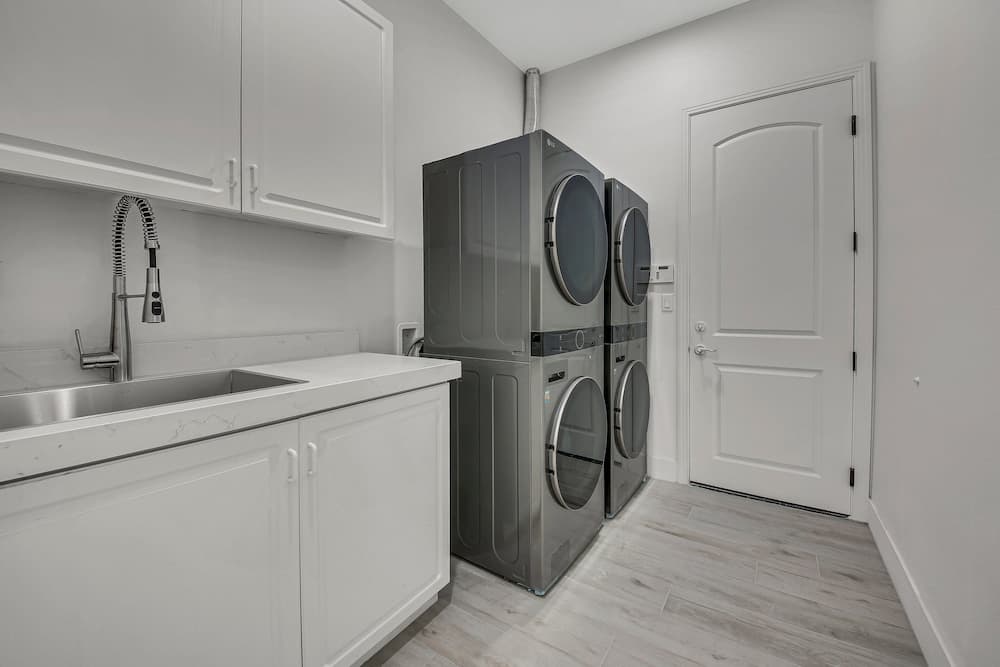 Empire State - Image 38