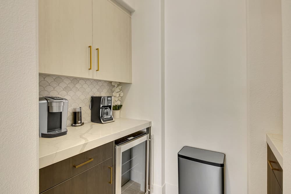 Empire State - Image 39