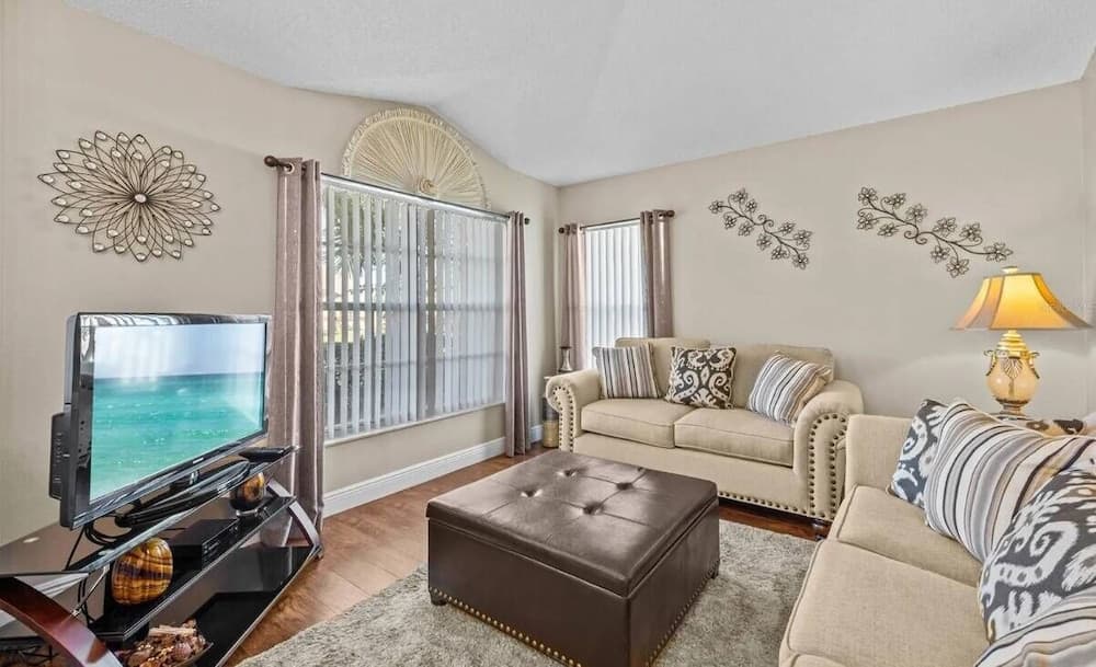 Enchanting Parks #52 - Image 6