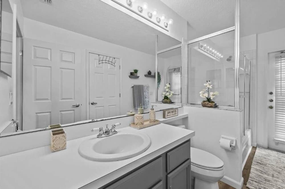 Enchanting Parks #52 - Image 16