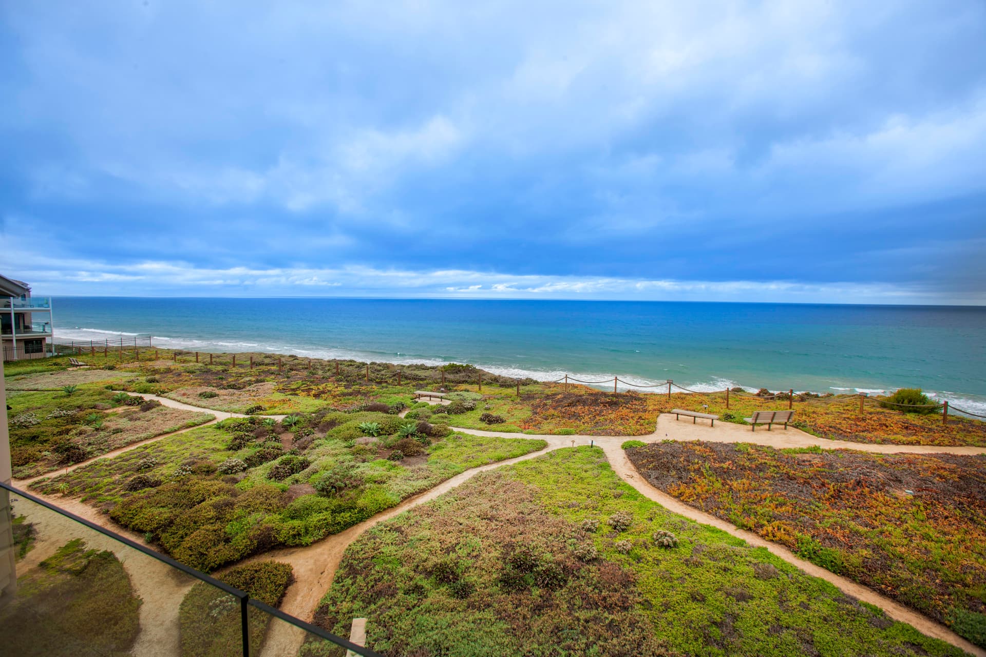 Enchanting Oasis - Image 28