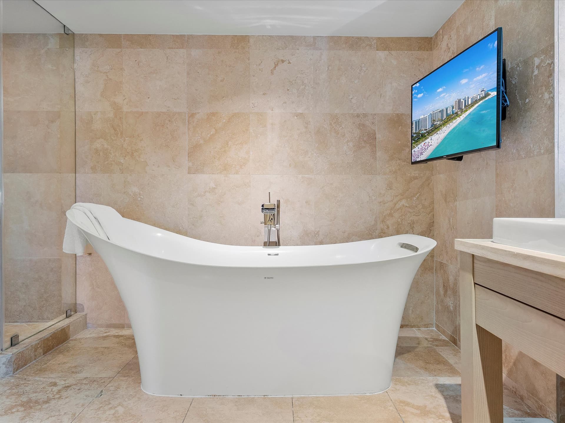 Endless Skies - Image 15