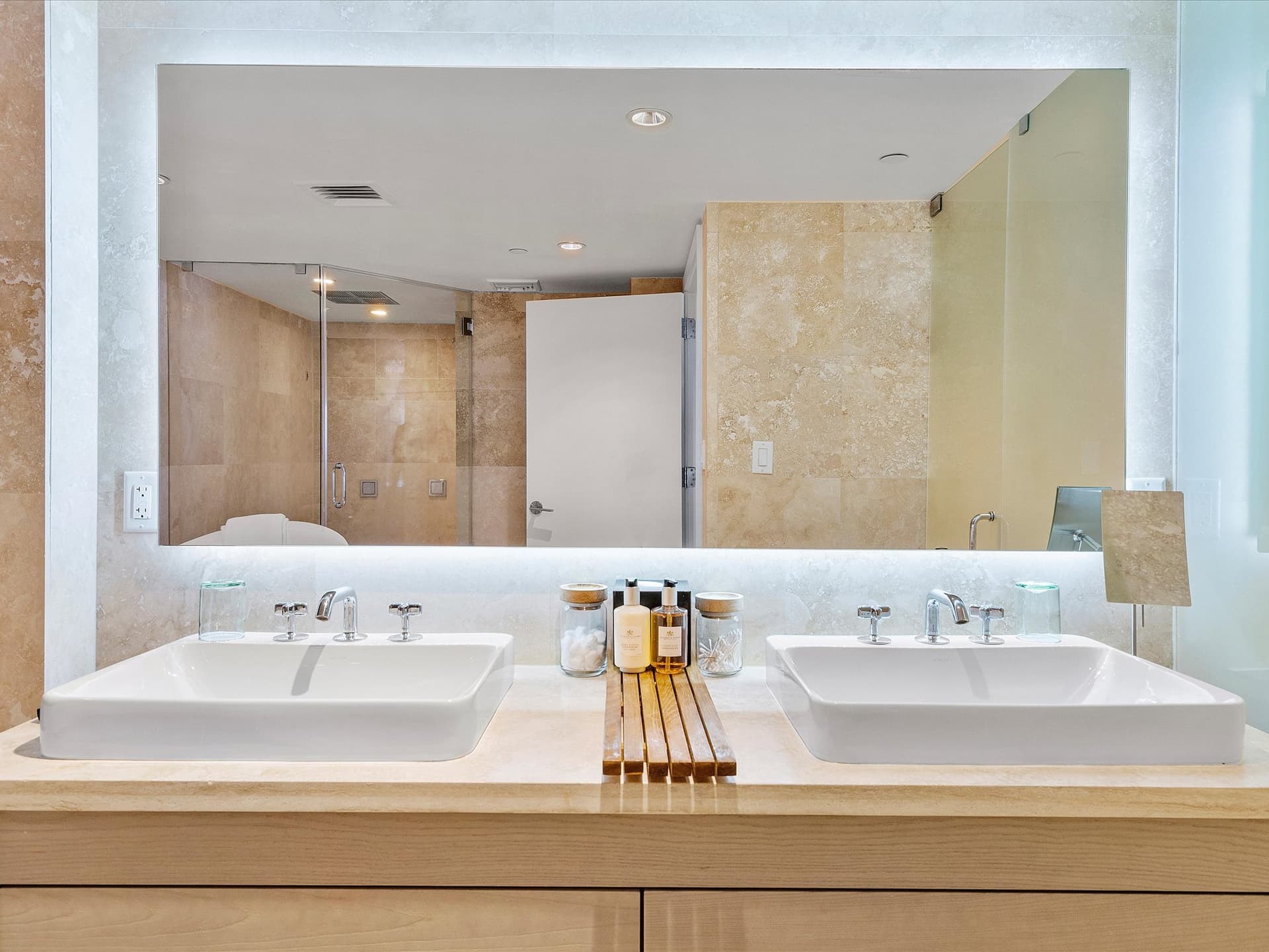 Endless Skies - Image 18