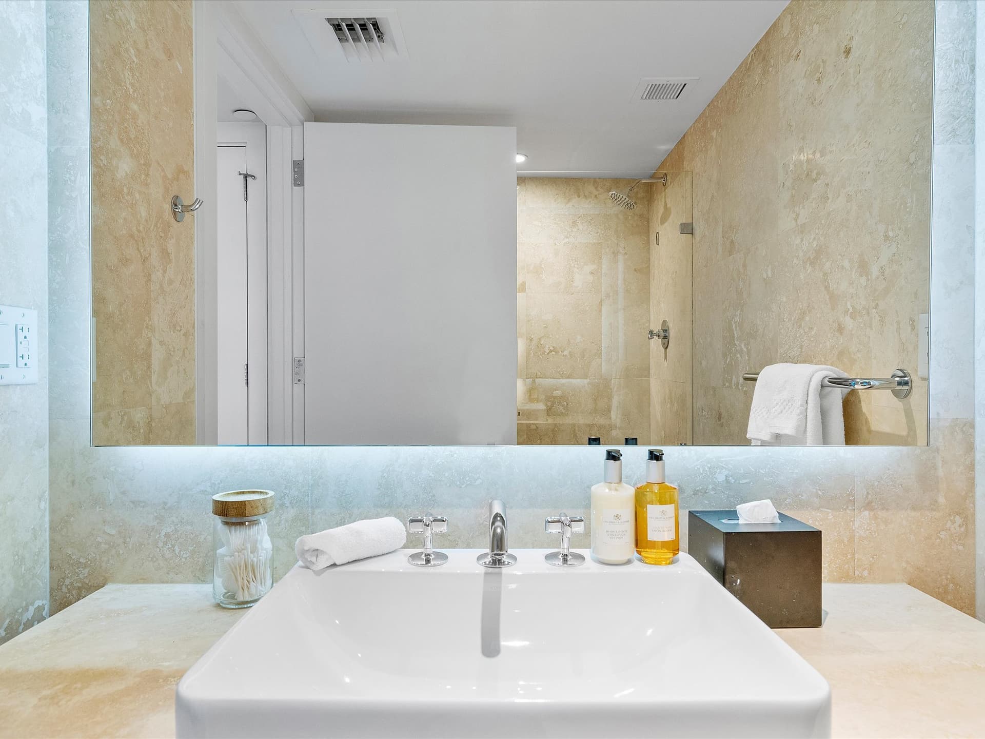 Endless Skies - Image 24