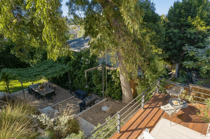 Silver Screen - Image 28