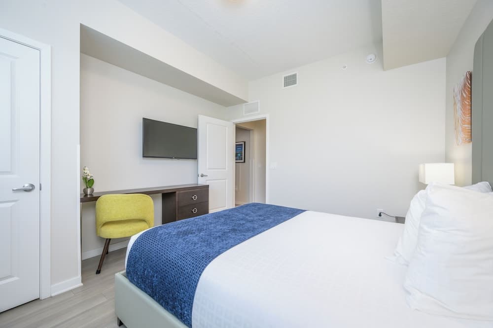 Vista Cay Condo #205 - Image 7