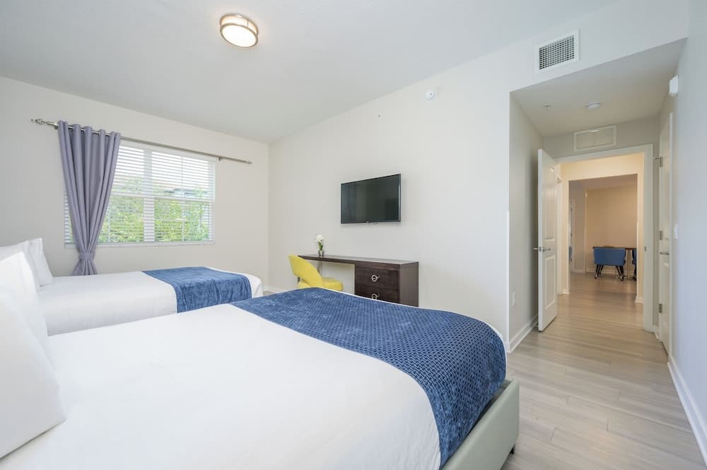 Vista Cay Condo #205 - Image 8