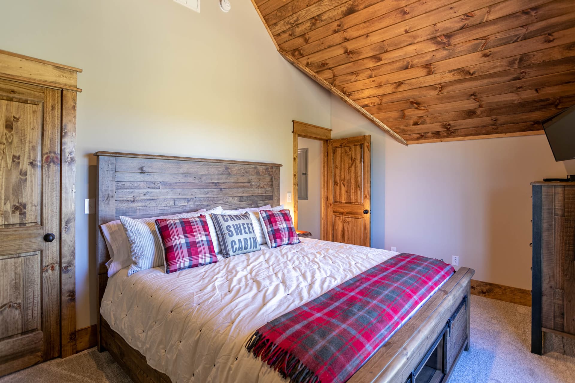 Evergreen Home - Image 17