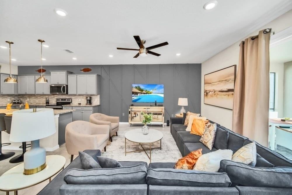 Grand Lily Villa - Image 2