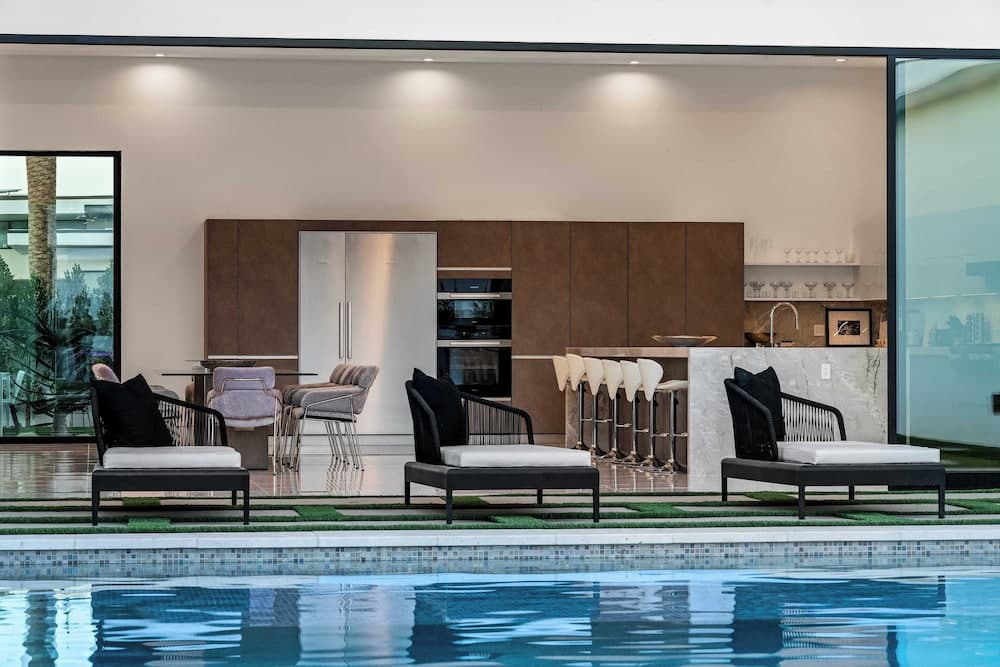 Bravo Villa #6 - Image 43