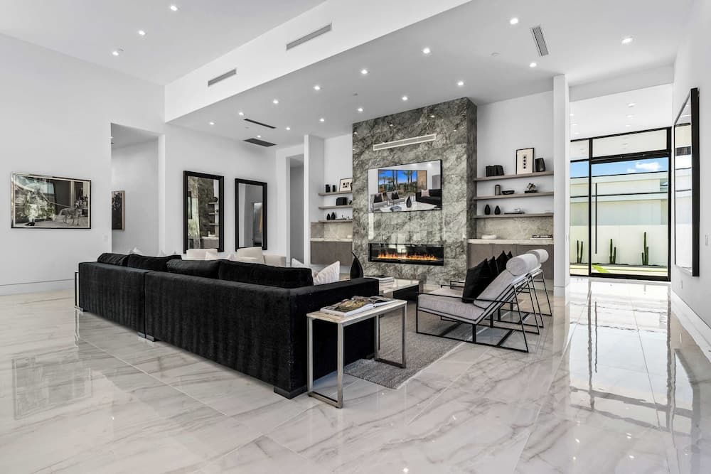 Bravo Villa #6 - Image 9