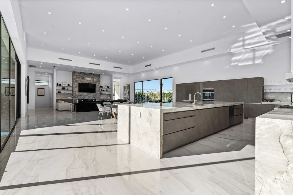 Bravo Villa #6 - Image 12