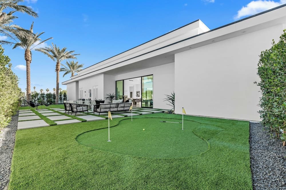 Bravo Villa #6 - Image 18