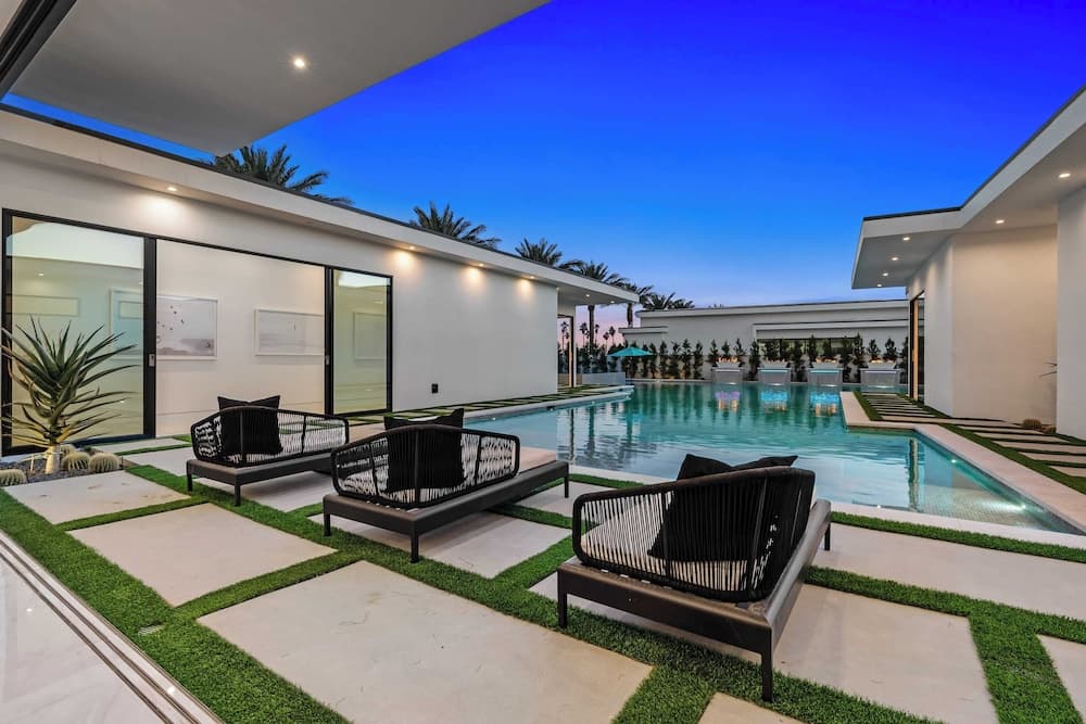 Bravo Villa #6 - Image 42