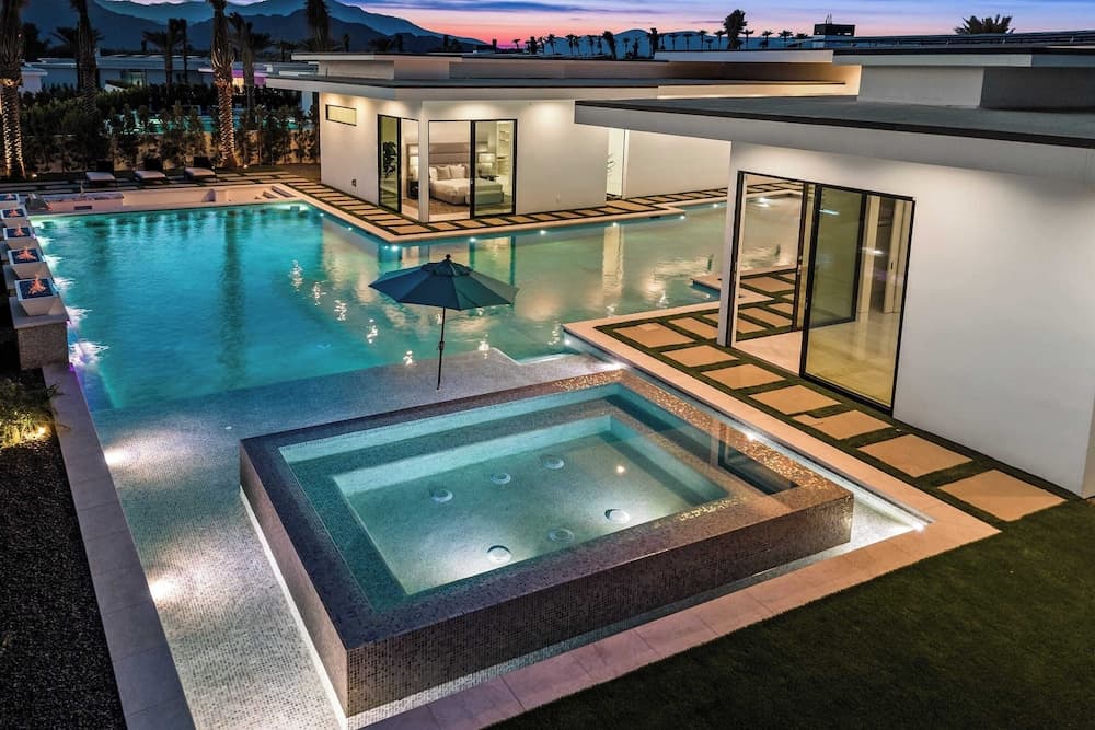 Bravo Villa #6 - Image 44