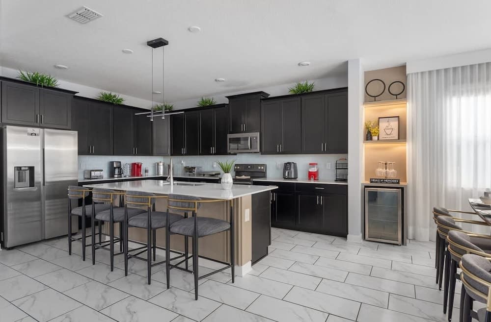 Exclusive Parkside Paradise - Image 5