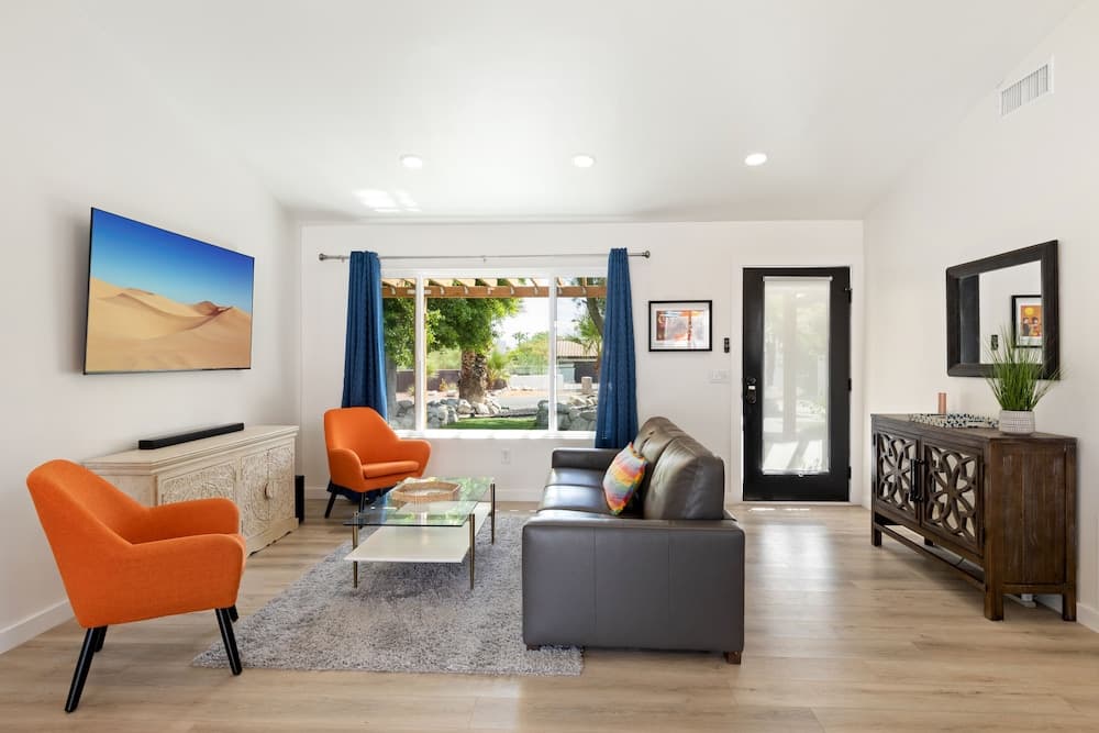 Desert Hideaway Palm Springs - Image 4