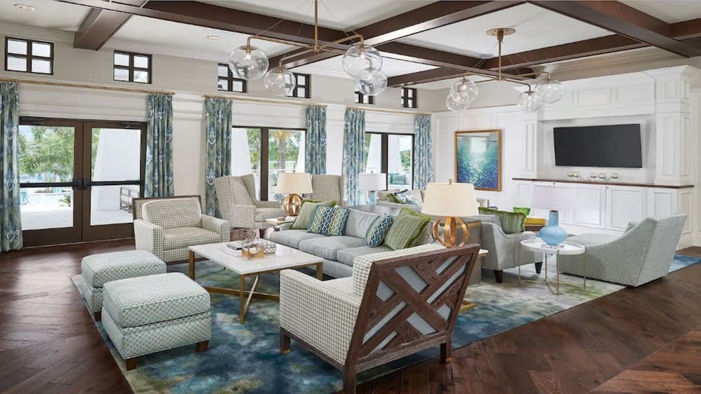 Extraordinary Solara Getaway - Image 36