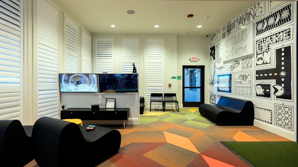 Extraordinary Solara Getaway - Image 53