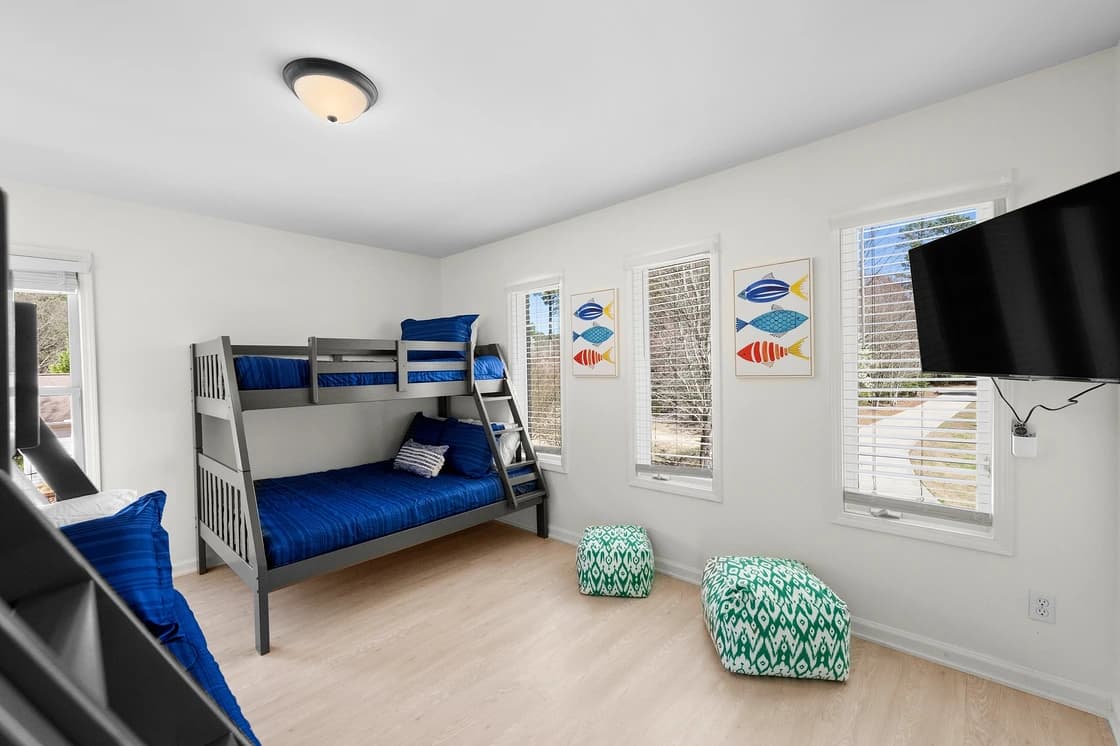 Knotty Pines - Image 39