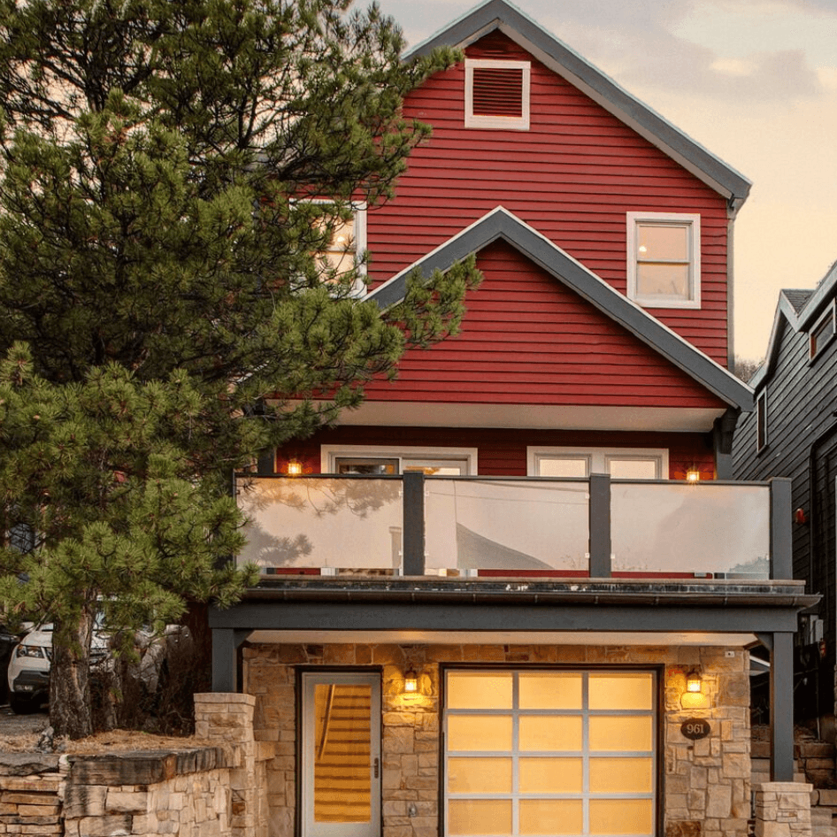 Pick 'N Shovel - Image 1