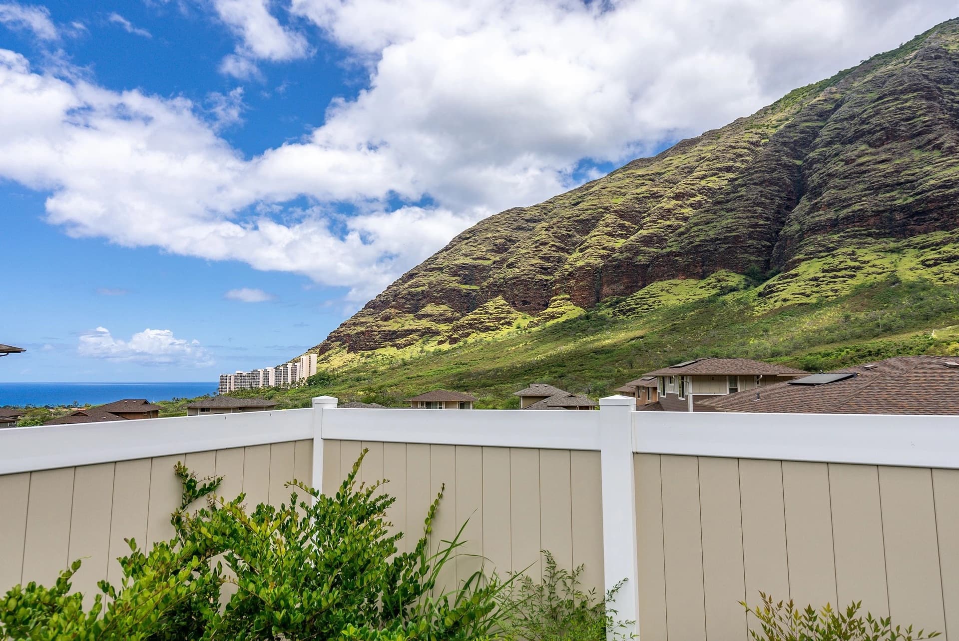 Pakele Oahu - Image 36