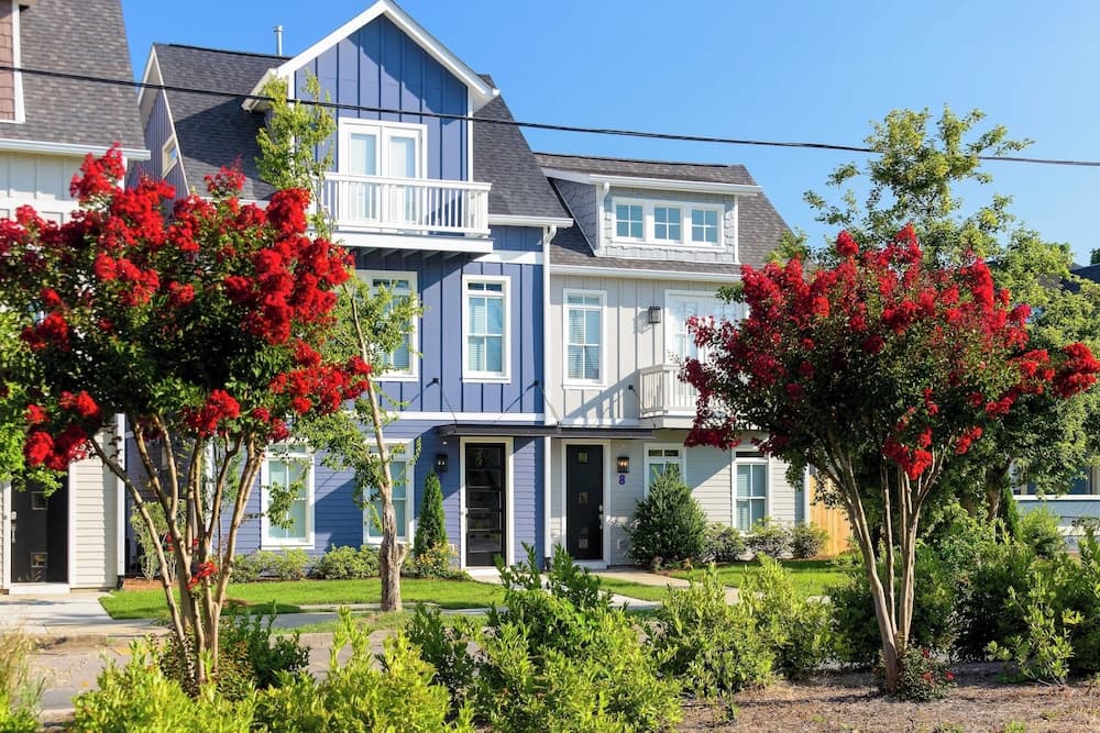 Faith & Barbara - Image 1