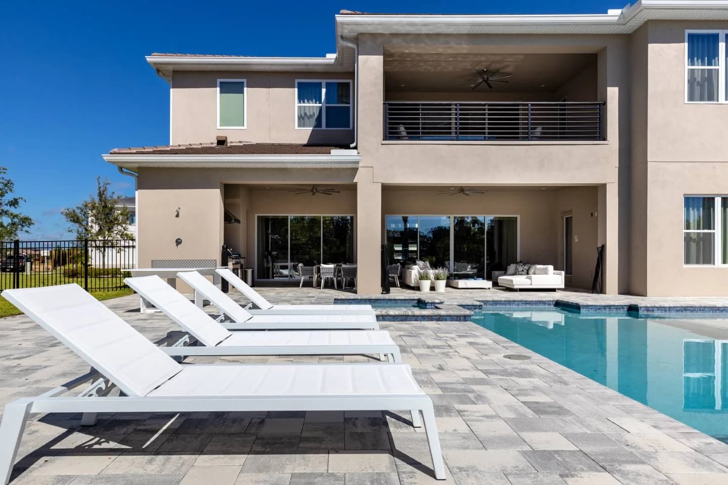 The Bright Bear's Den Oasis - Image 52