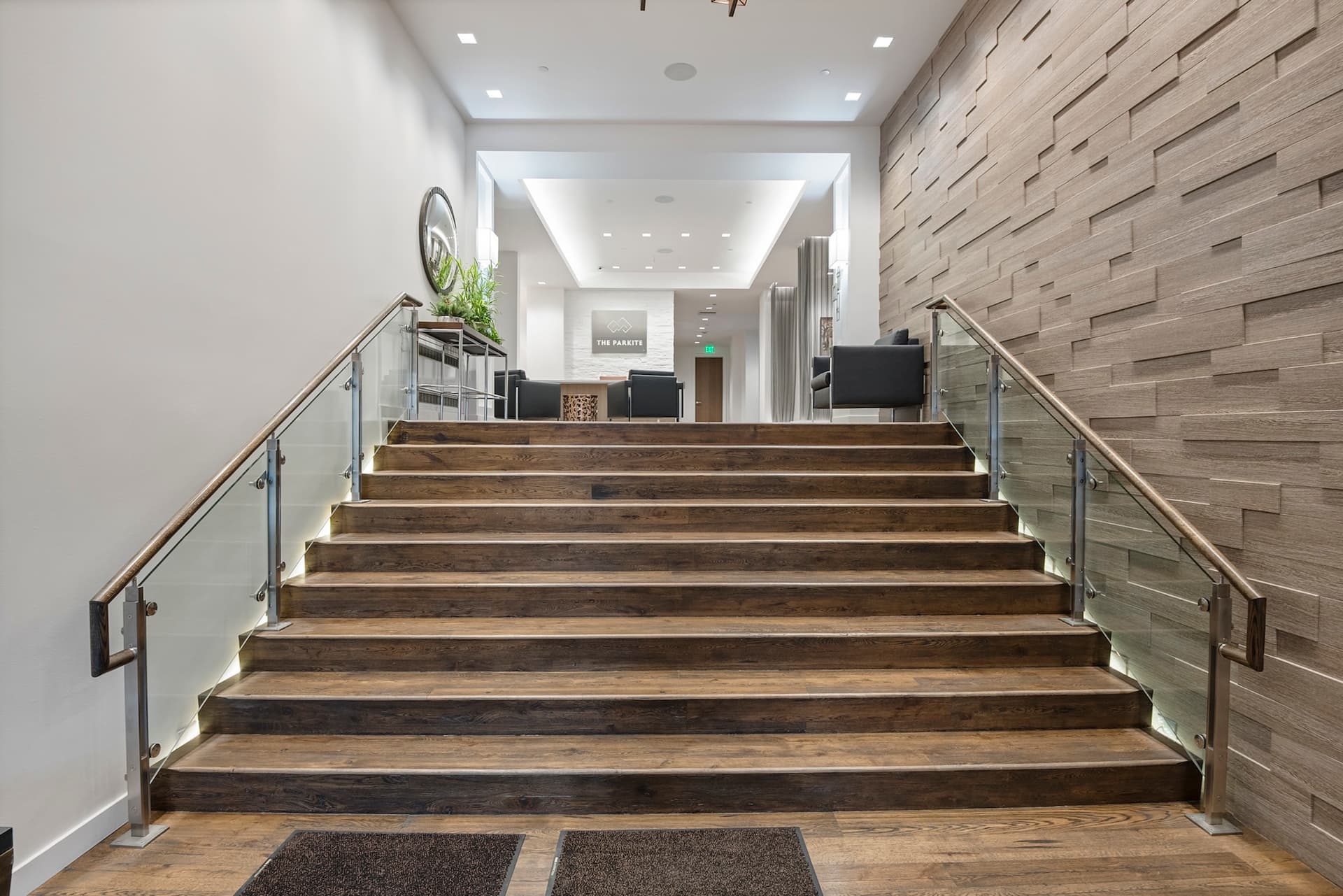 Mountain Luxe Retreat on Main - Image 24