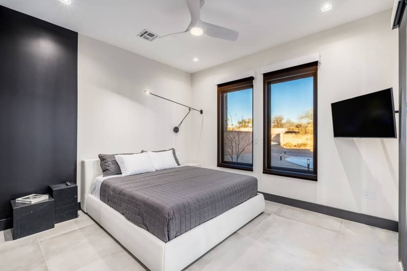 Scottsdale Desert Paradise - Image 39