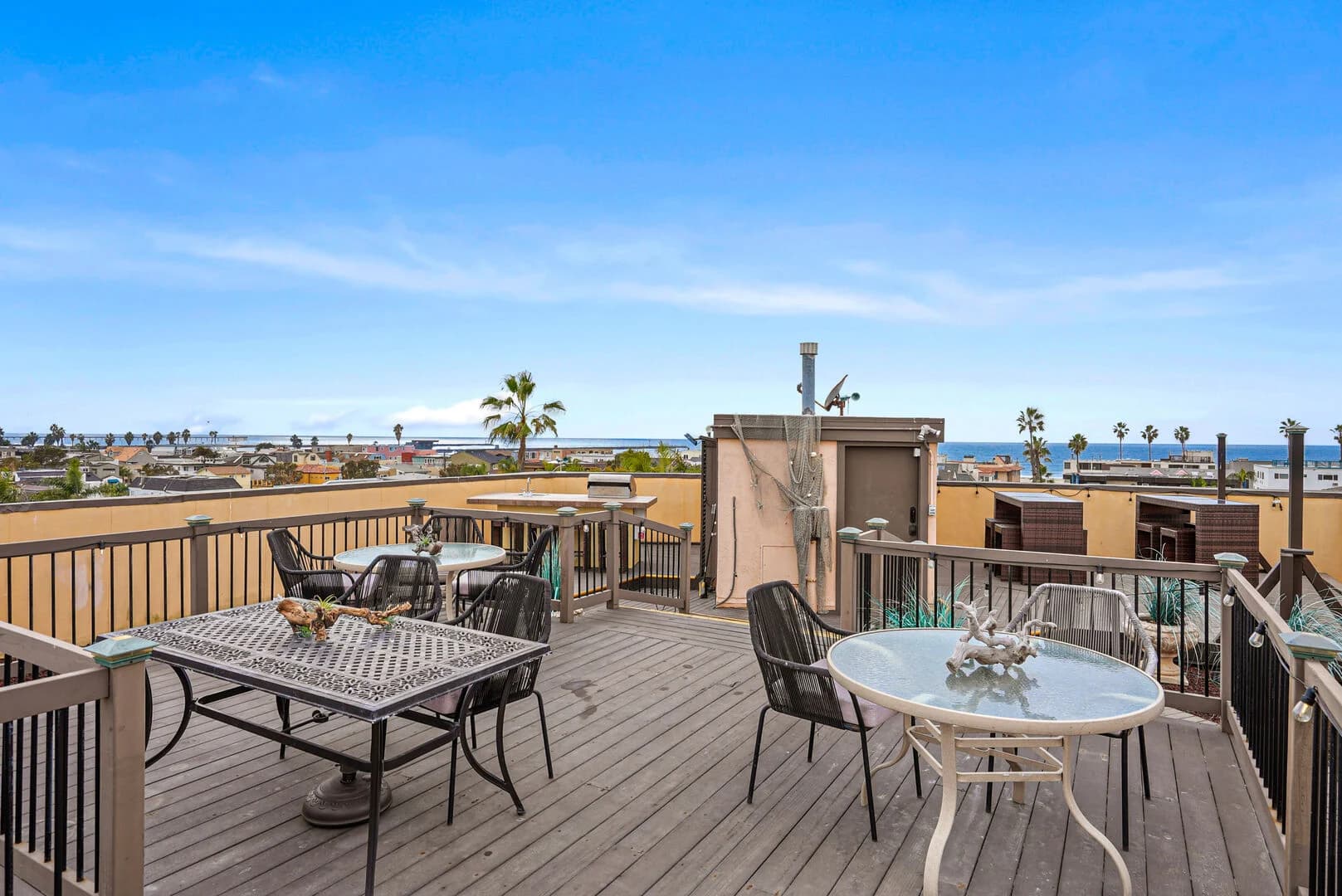 Bayside Escape 4 - Image 31