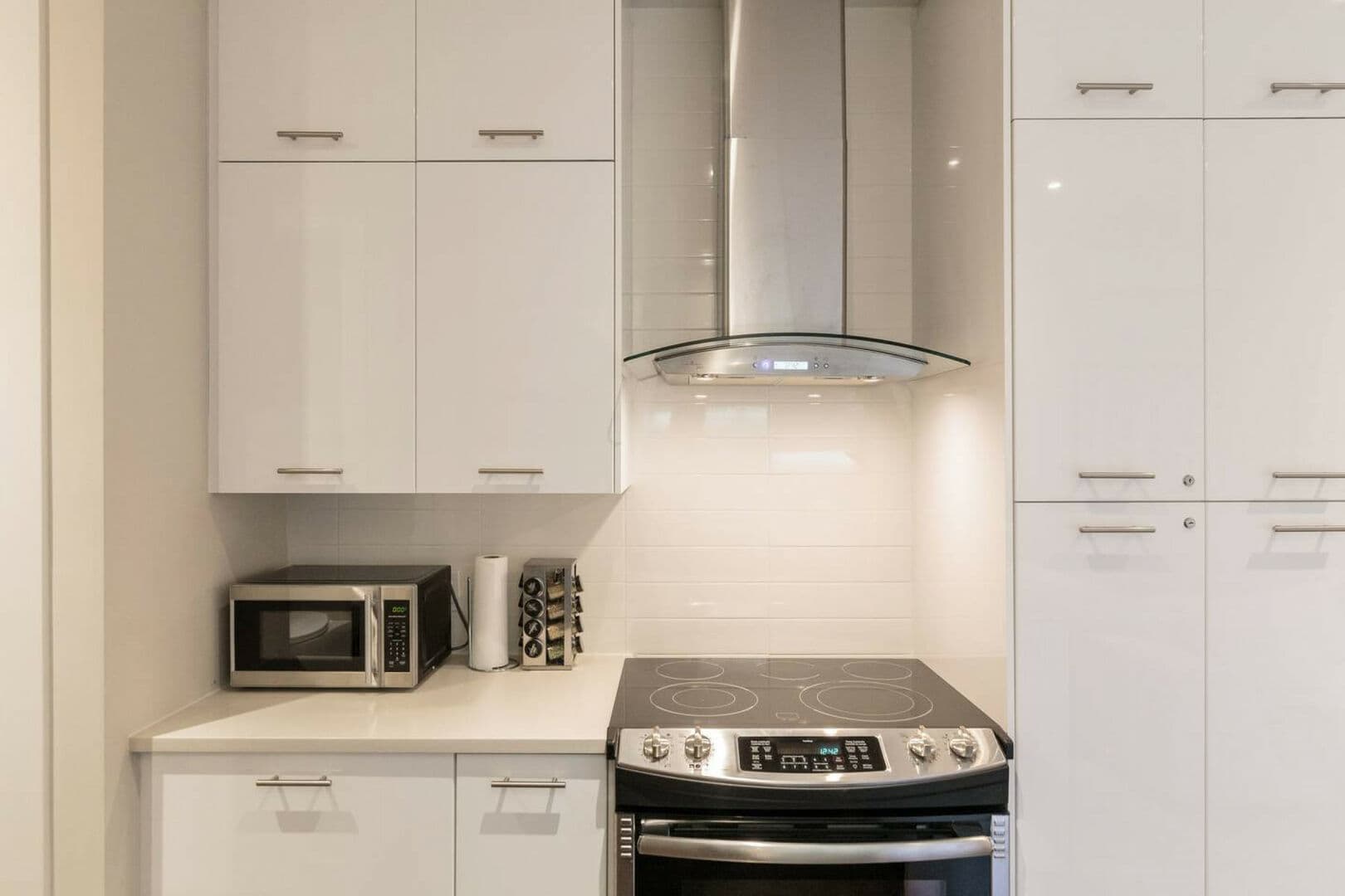 Waverly Home - Image 3