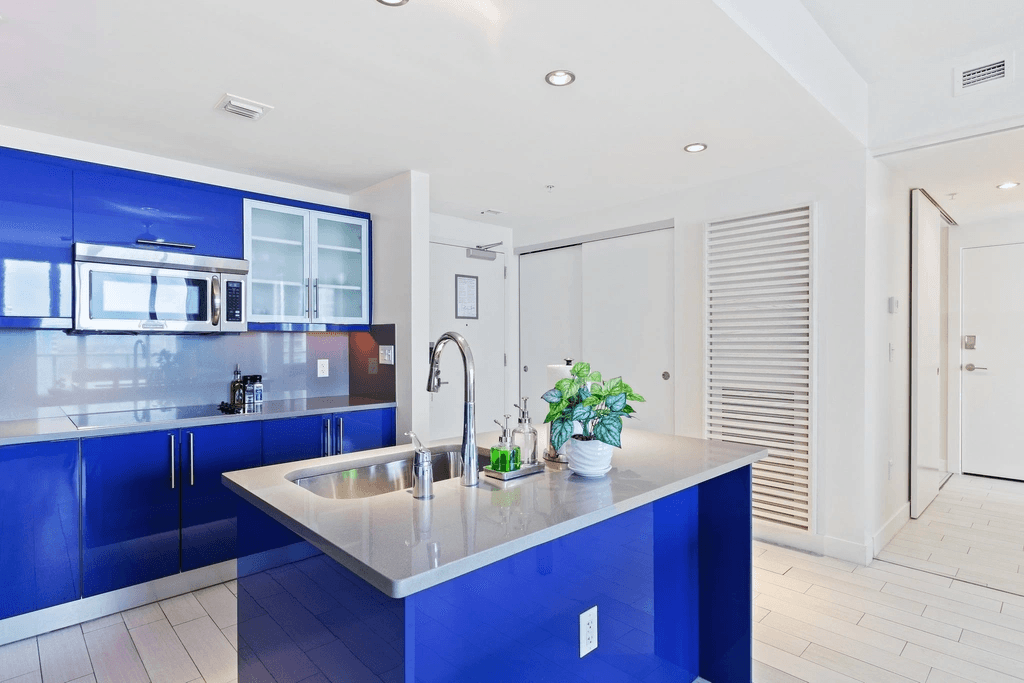 Skyline #1104 - Image 27