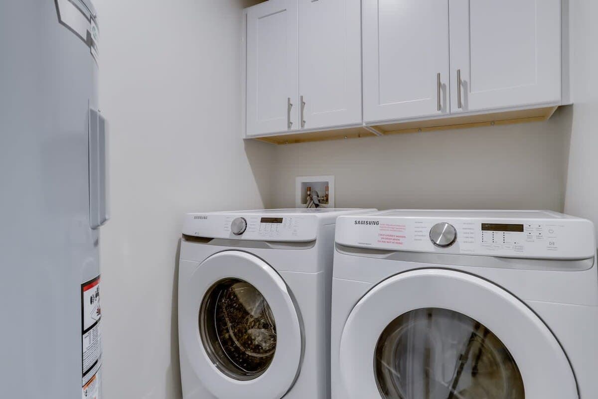 Veitch Residence - Image 30