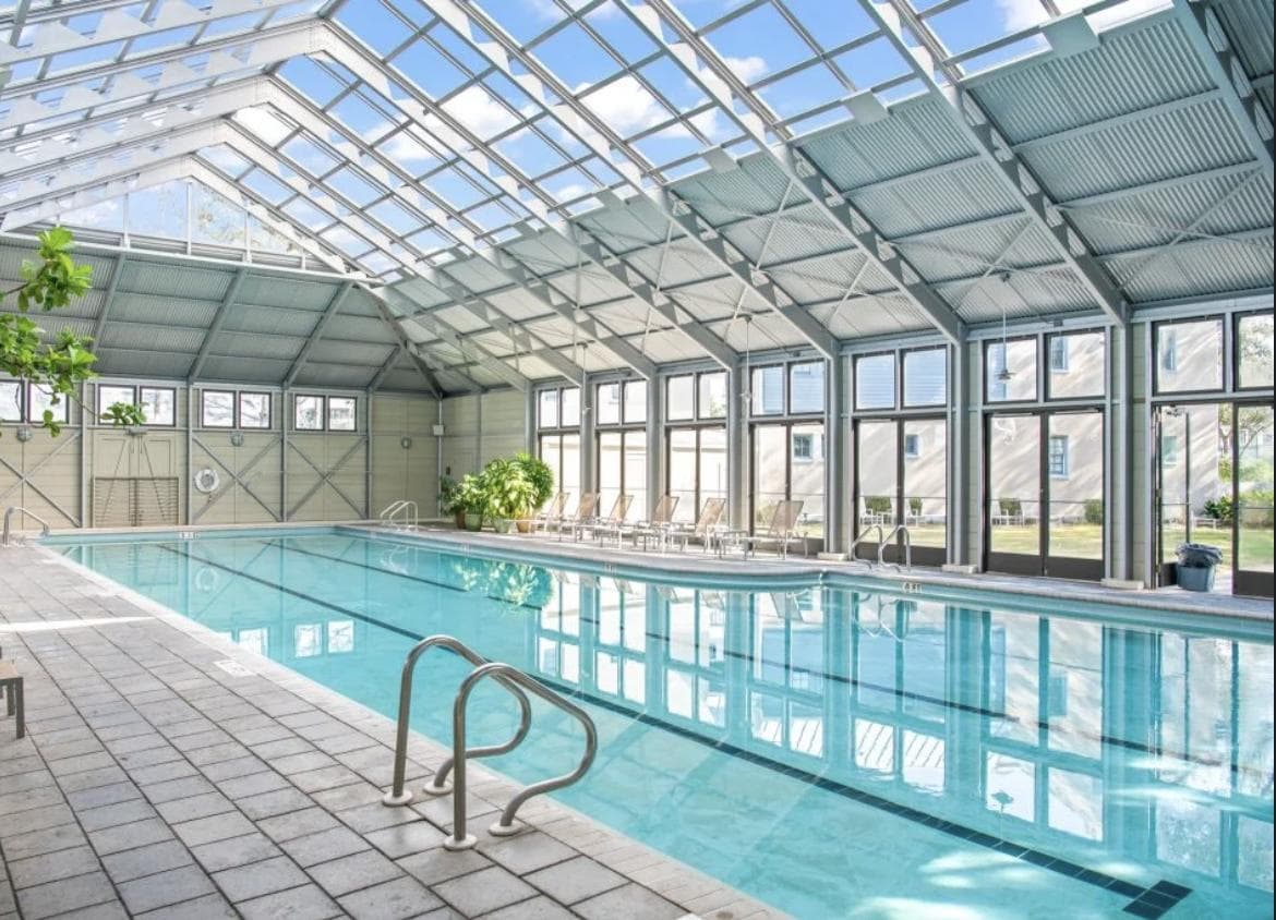 Crown Studio - Image 21