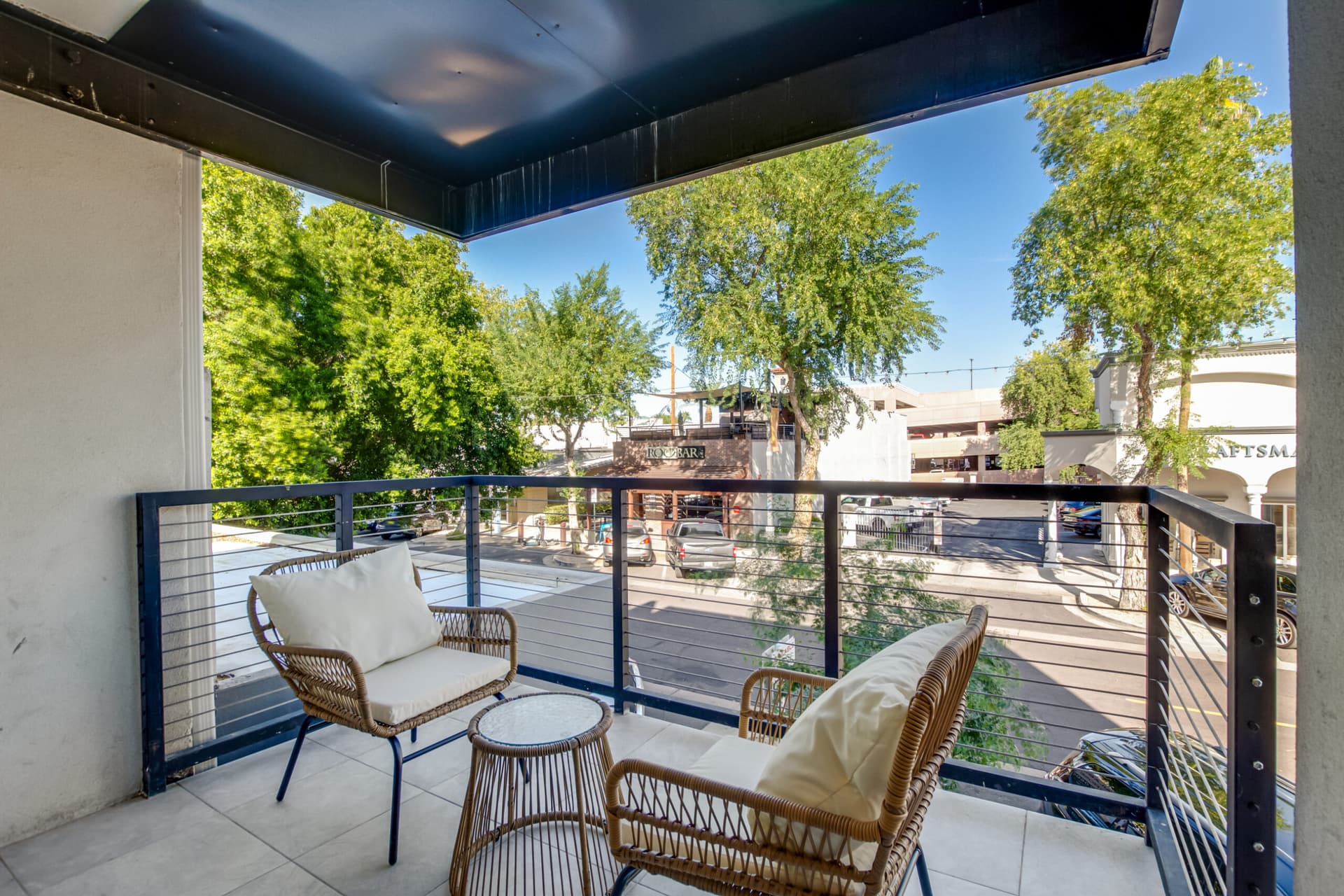 Craftsman Penthouse - Image 11