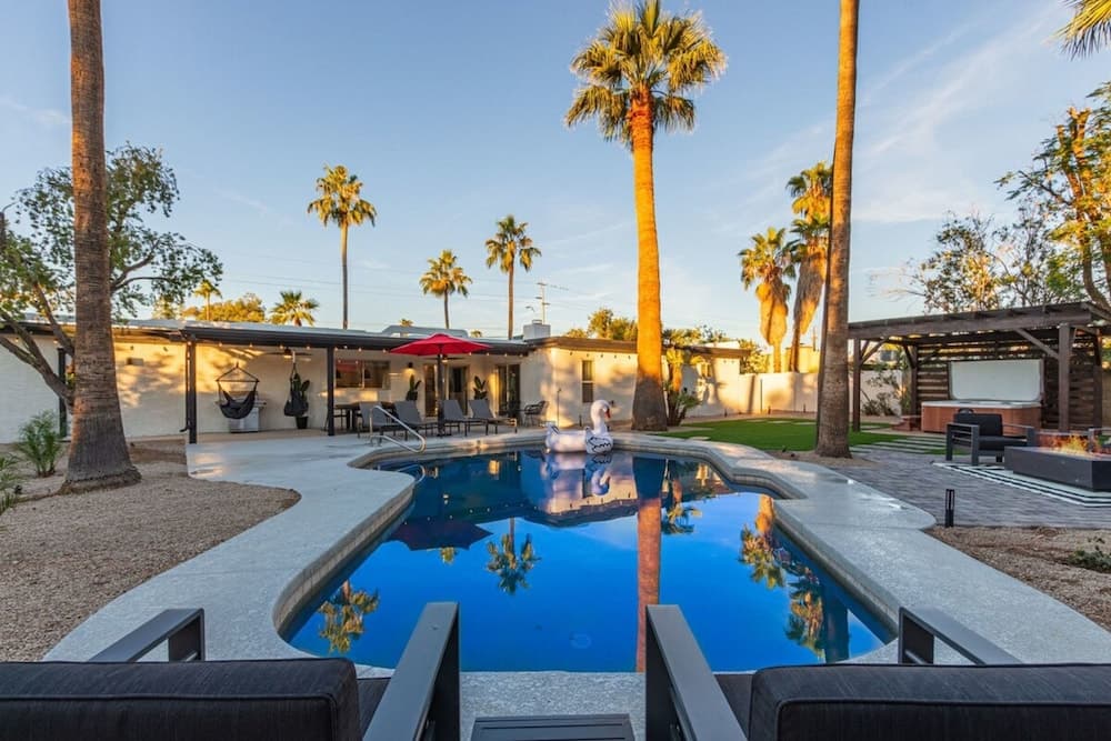 Doce Palmas - Image 1