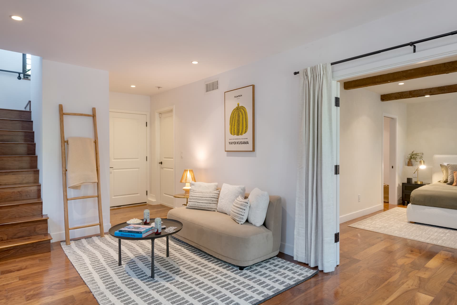 Silver Screen - Image 15