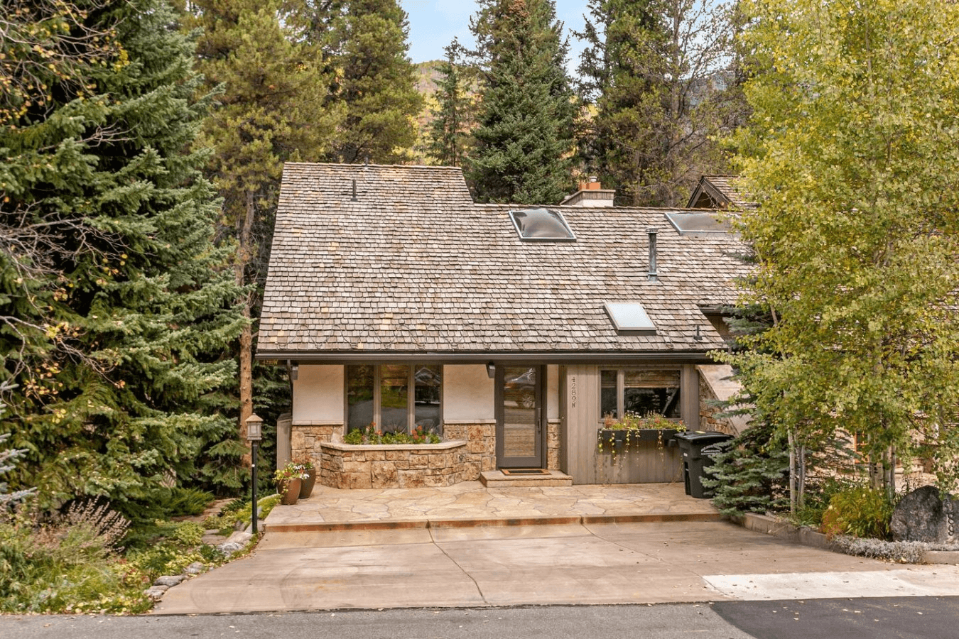 Hearth & Creek - Image 23