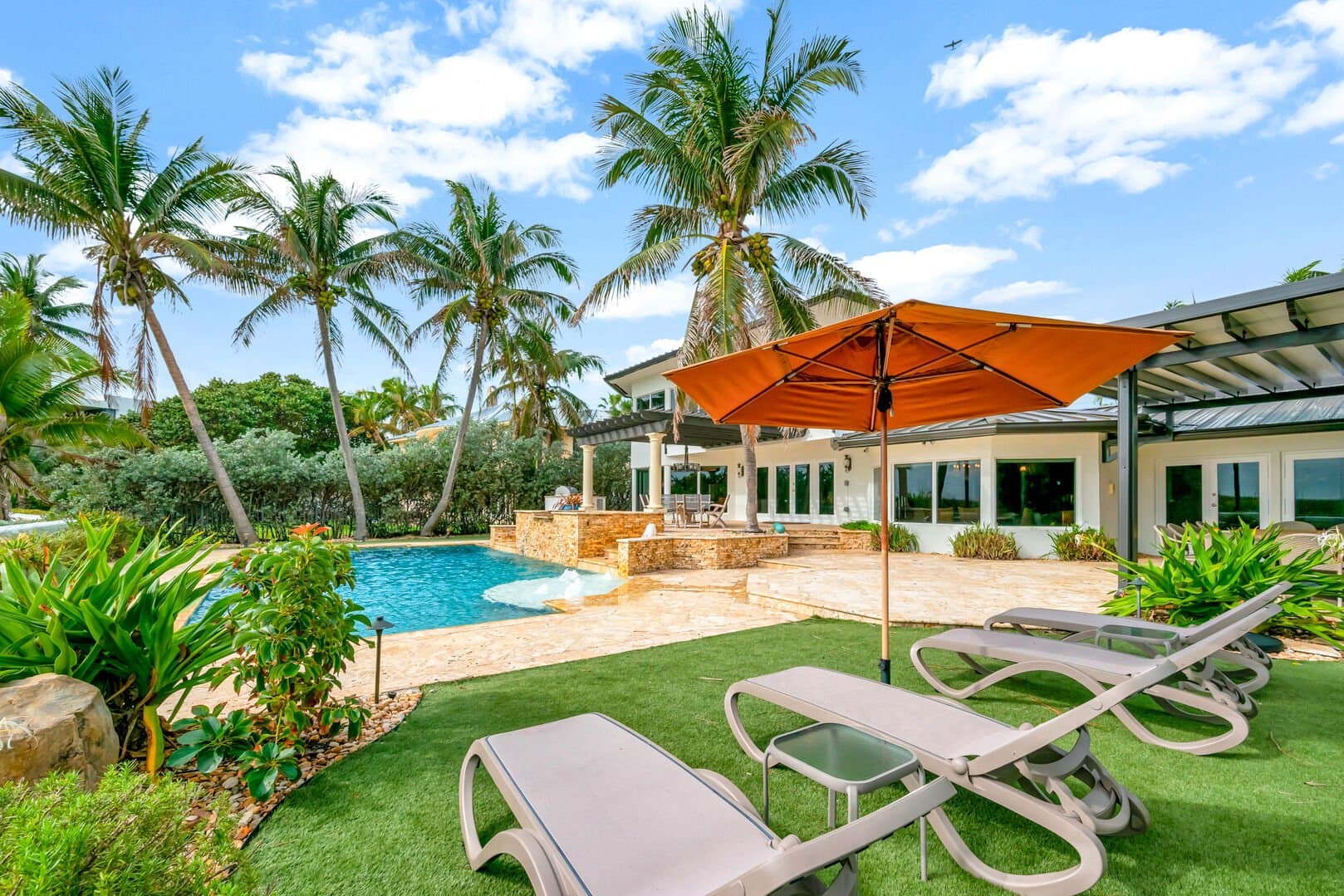 Oceanfront Estate - Image 39