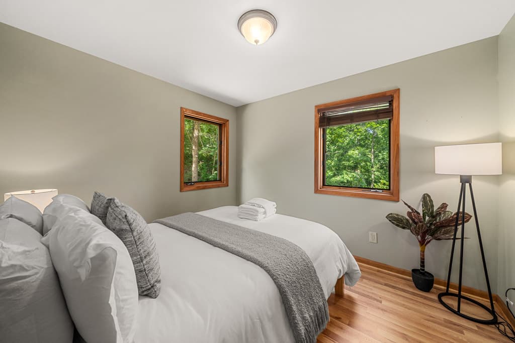 Falcon Ridge - Image 23