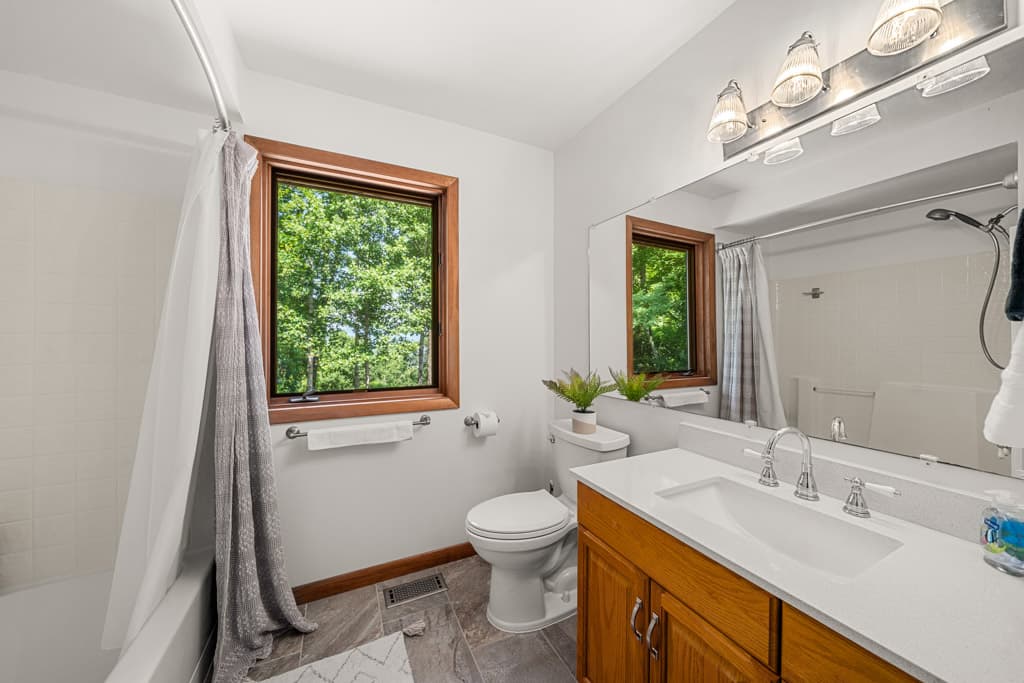 Falcon Ridge - Image 33