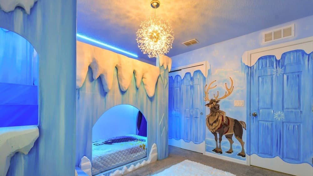 Family-friendly Spot at Solara - Image 16