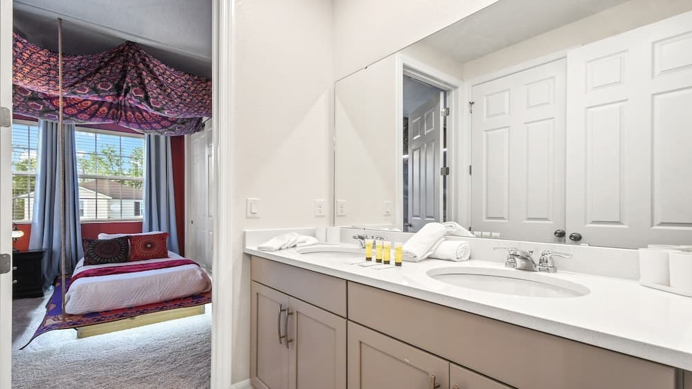 Coconut Breeze #8928 - Image 19