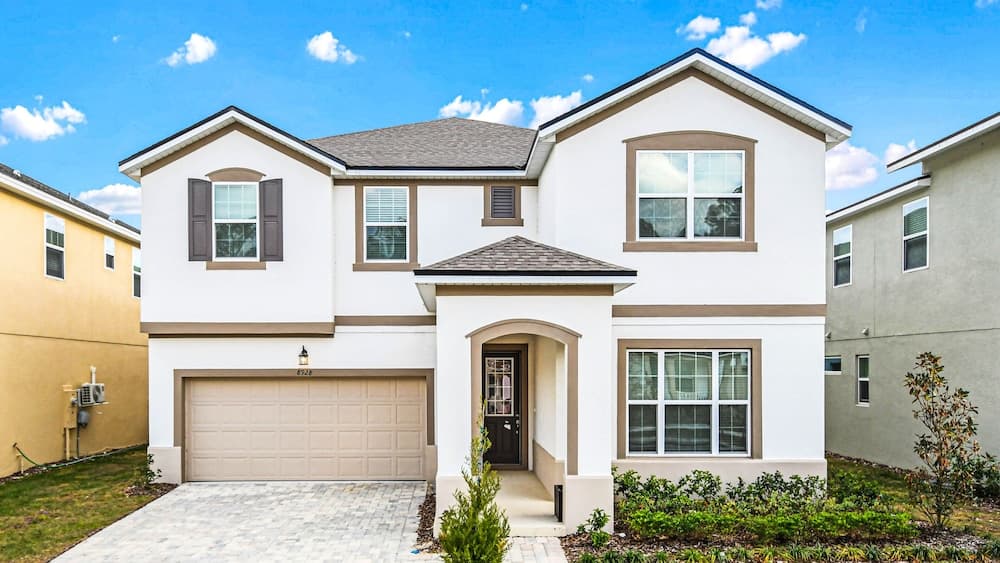 Coconut Breeze #8928 - Image 42