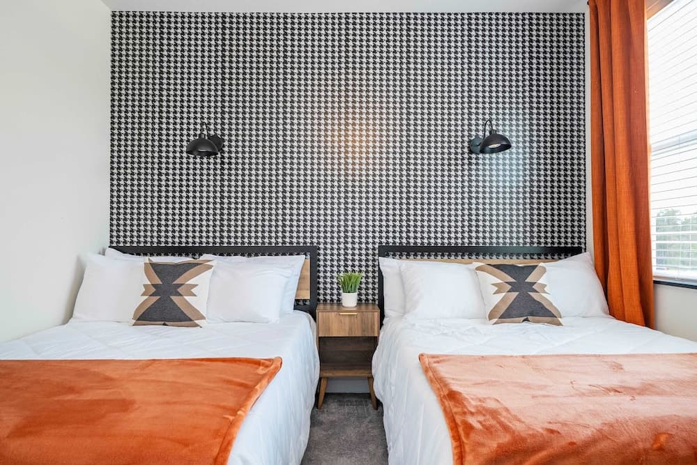 Disney Serenity #1420 - Image 30