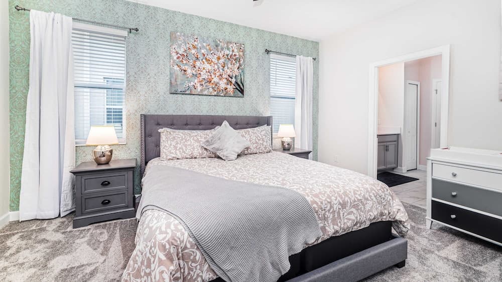 Family Oasis - Image 30